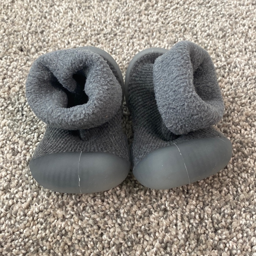 2 Tiny feet neutral love non-slip baby shoe-socks